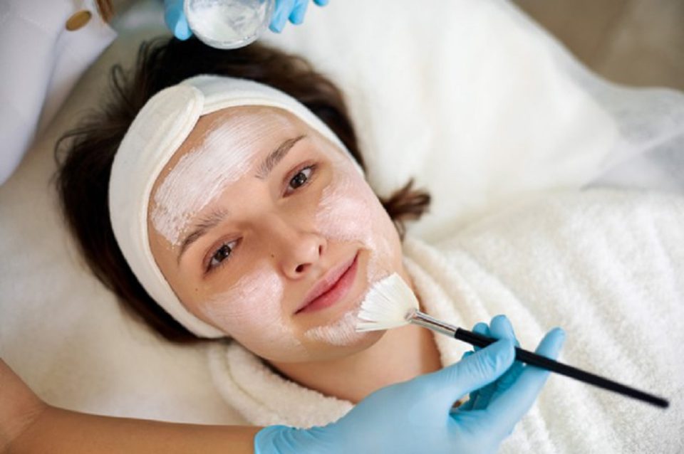 Chemical Peel Treatment for Glowing Skin